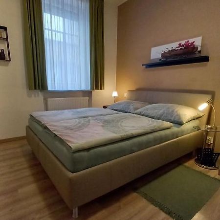 Ferienwohnung Christa Graz Bagian luar foto